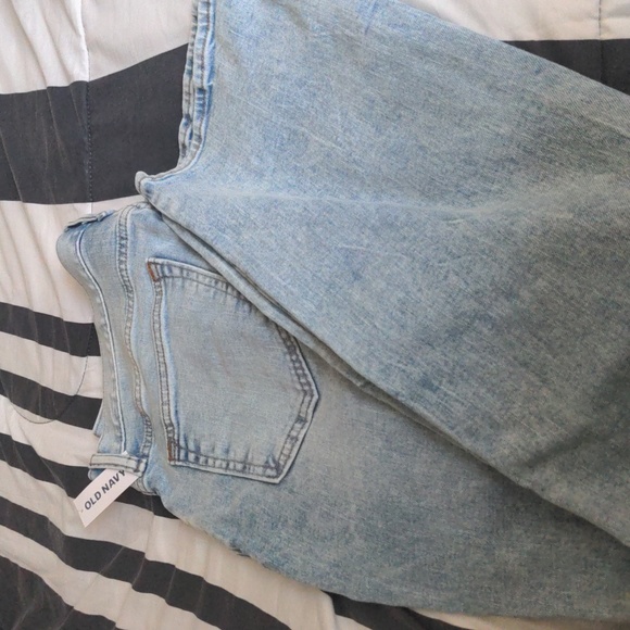 OLD NAVY jeans, NEWwtags, 34 waist, light blue - Picture 3 of 5